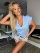 T-shirt MAYBE - niebieski