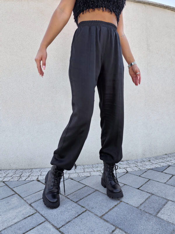 Spodnie WANG - czarne