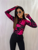 Bluzka SKIN print roses – czarno-fuksja