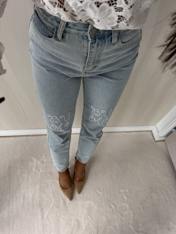 Jeansy MOM FIT LOWE – jeansowe