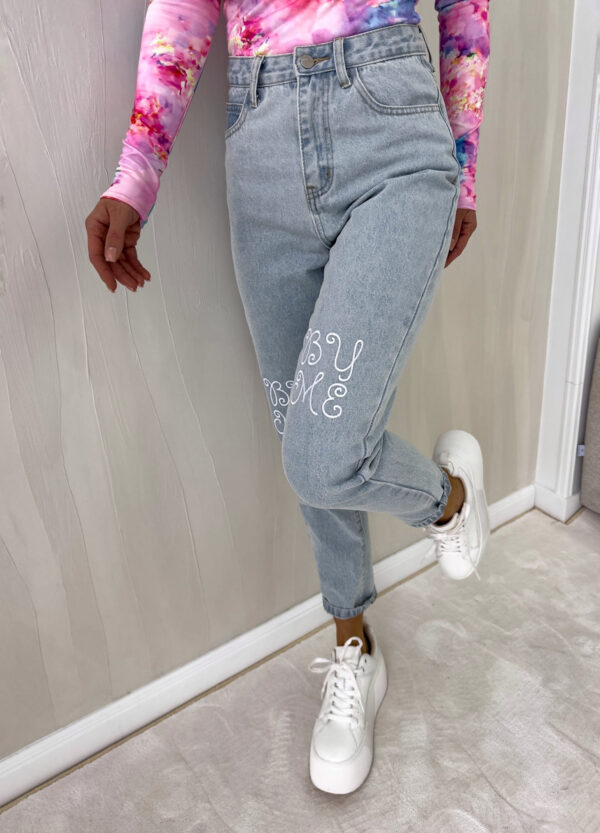 Jeansy MOM FIT LOWE – jeansowe