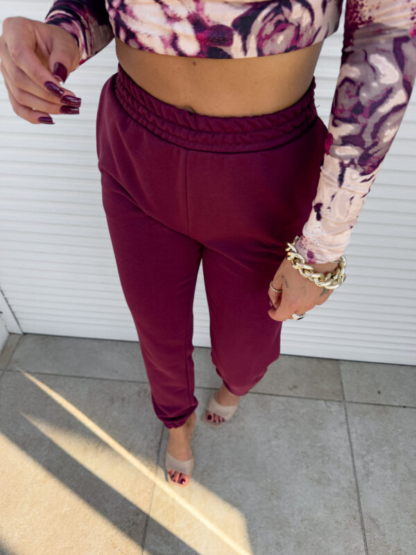 Spodnie joggery BODA – bordowe