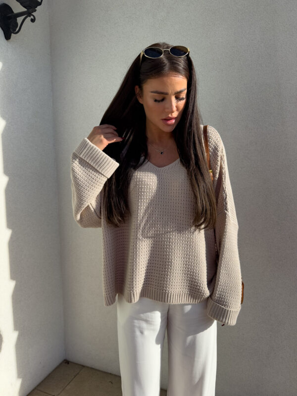 Sweter OLENA - beżowy