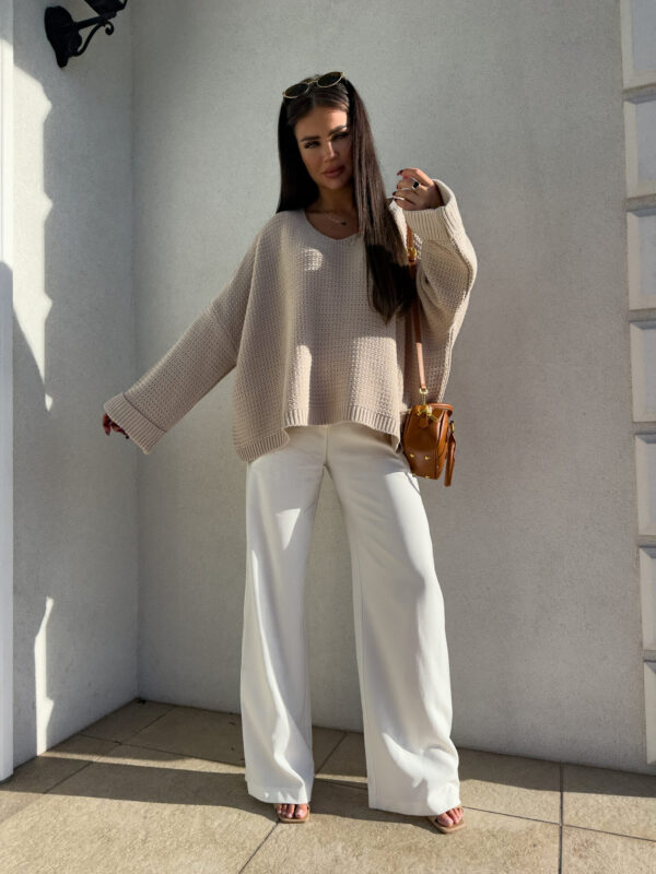 Sweter OLENA - beżowy