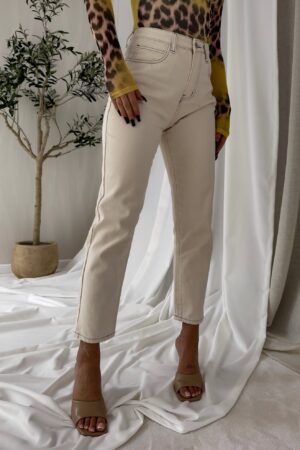 Jeansy MOM FIT – jasny beż