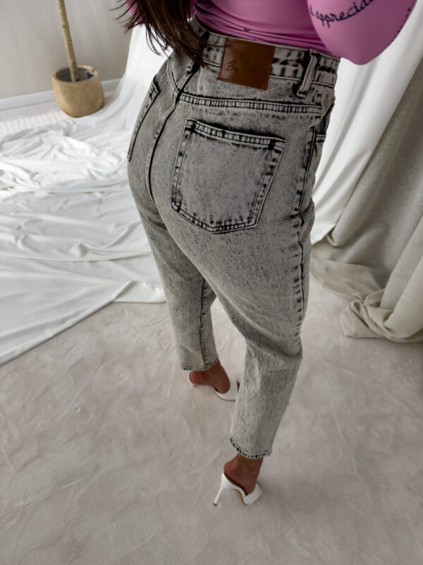 Jeansy MOM FIT DEK – szare