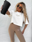T-shirt pudełkowy BOSSY - ecru