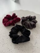 Gumka SCRUNCHIE czarna