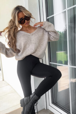 Sweter PHARELL – beżowy