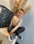 Longsleeve dziecięcy CHILD Haft - beżowy