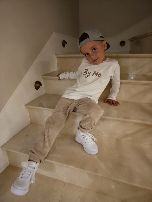 Longsleeve dziecięcy CHILD Haft - ecru