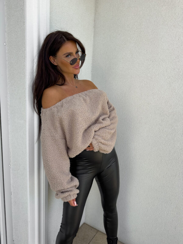 Bluza UNDER baranek  – pudrowy beż