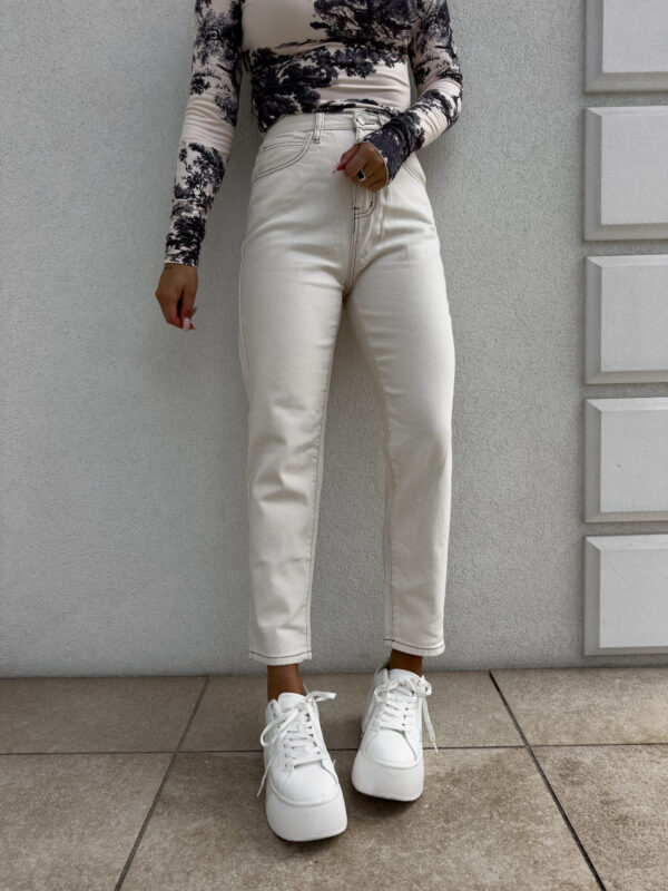 Jeansy MOM FIT BLESS – beżowe