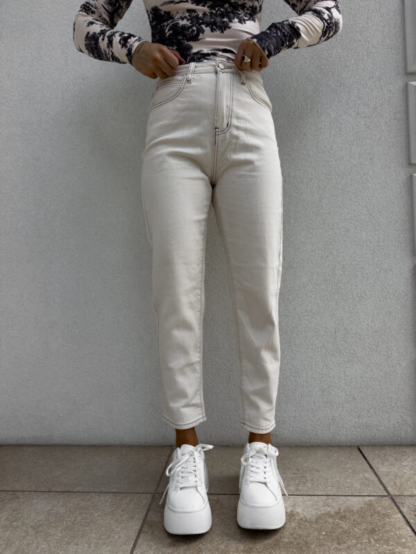 Jeansy MOM FIT BLESS – beżowe