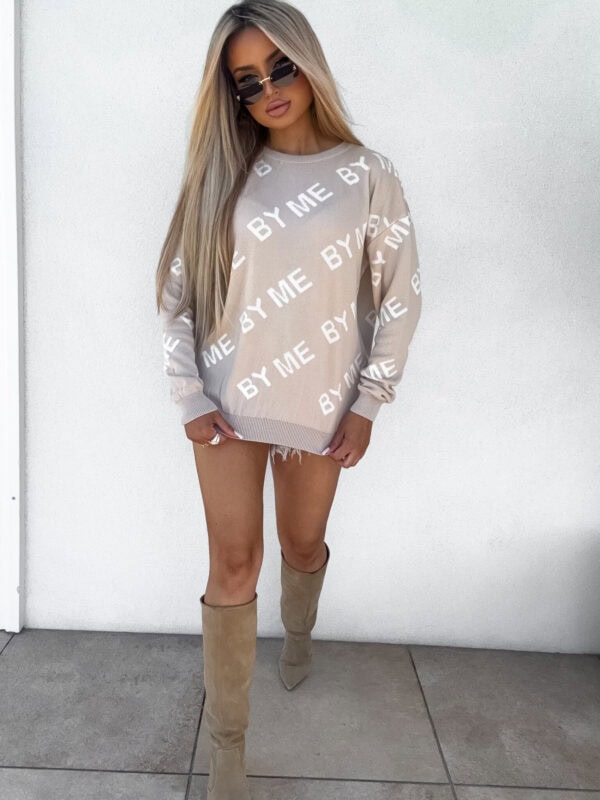 Sweter LETTERS – beż-ecru