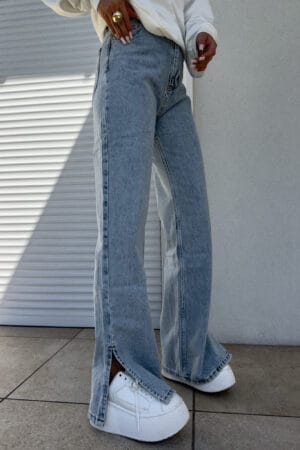 Jeansy FLARED – dark jeans