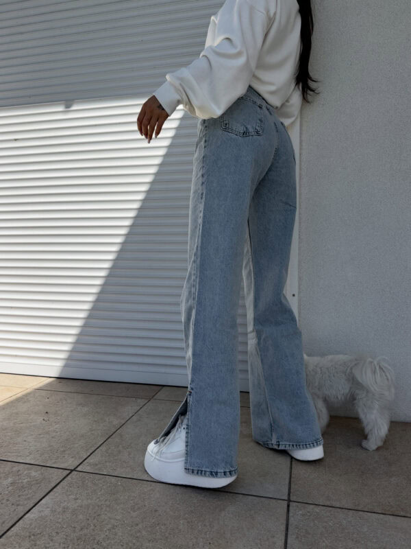 Jeansy FLARED – dark jeans