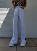 Jeansy FLARED – light jeans