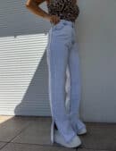 Jeansy FLARED – light jeans