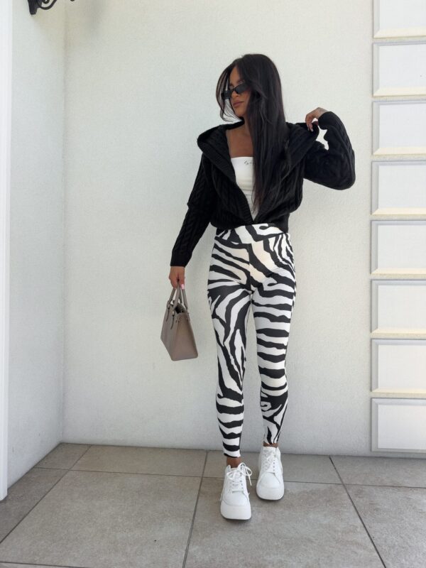 Legginsy GYM print zebra – biało-czarna