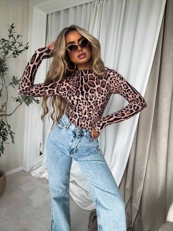 Bluzka SKIN print pantera – czekoladowo-czarna