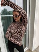 Bluzka SKIN print pantera – czekoladowo-czarna