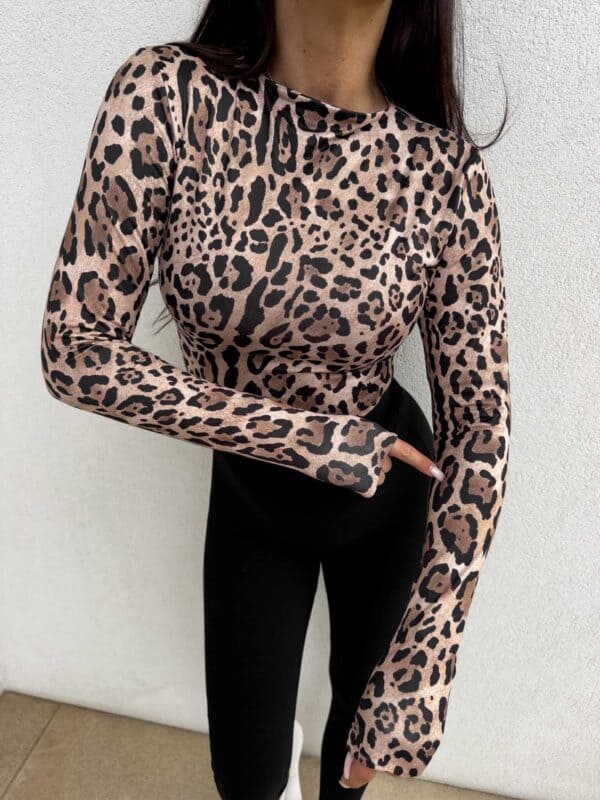 Bluzka SKIN print pantera – czekoladowo-czarna