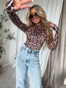 Bluzka SKIN print pantera – czekoladowo-czarna