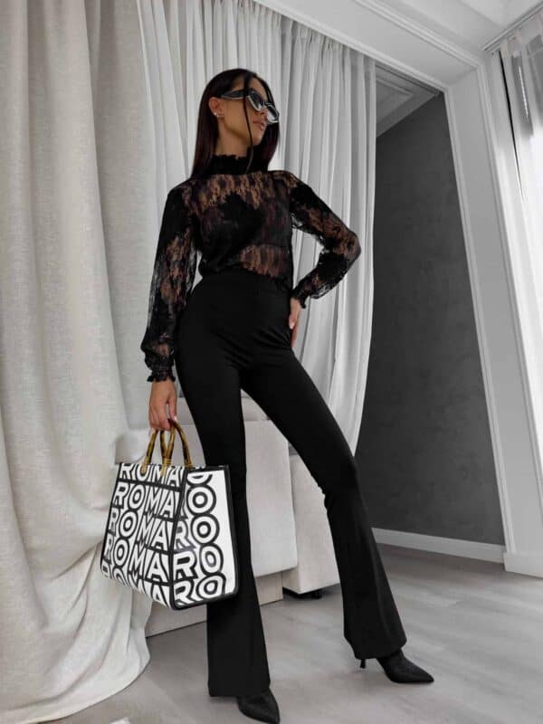 Bluzka FLORAL – czarna