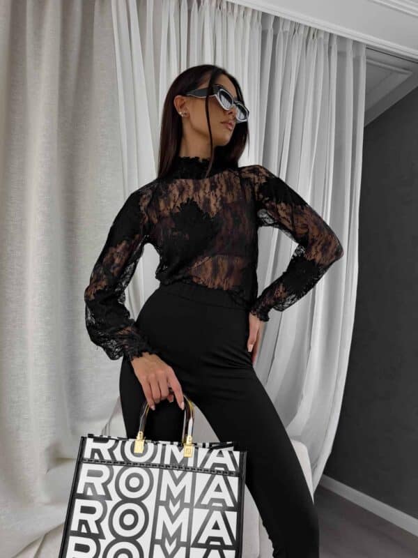 Bluzka FLORAL – czarna