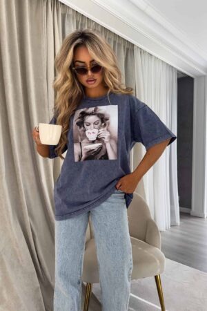 Dekatyzowany t-shirt ROLLER - granatowy