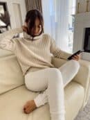 Sweter golf INKO - jasny beż