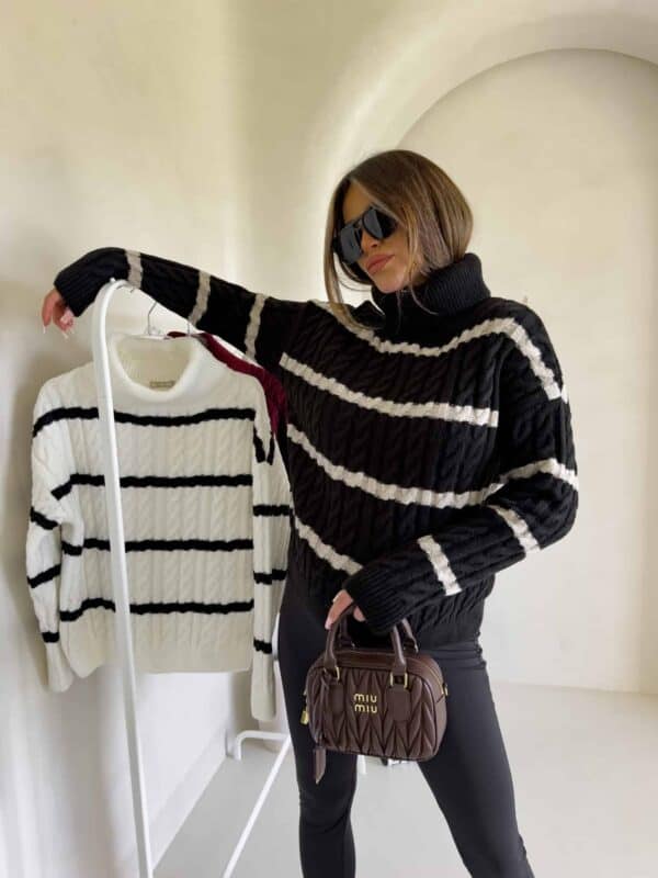 Sweter golf INKO pasy - czarno-beżowe