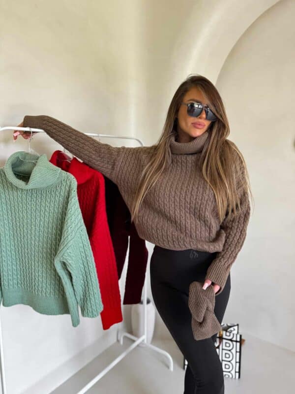 Sweter golf INKO - czekoladowy