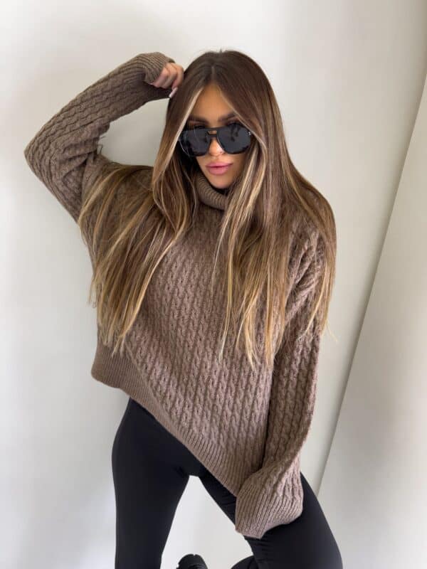 Sweter golf INKO - czekoladowy