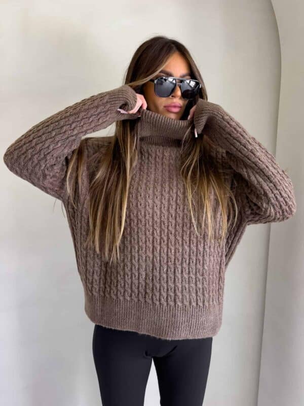 Sweter golf INKO - czekoladowy