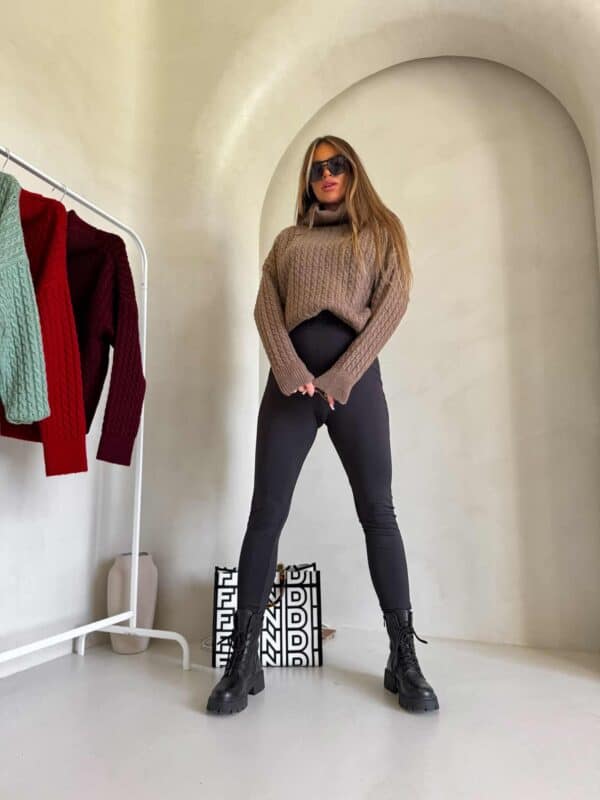 Sweter golf INKO - czekoladowy