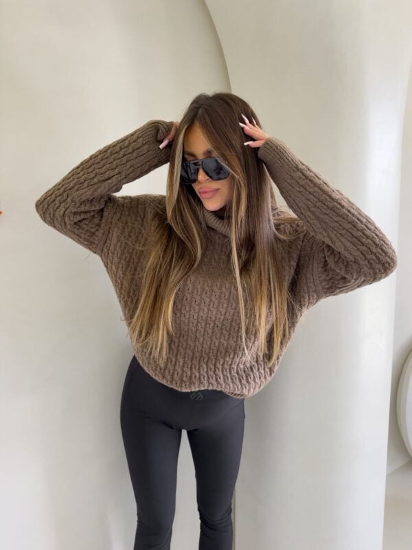 Sweter golf INKO - czekoladowy