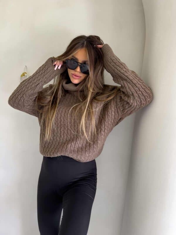 Sweter golf INKO - czekoladowy