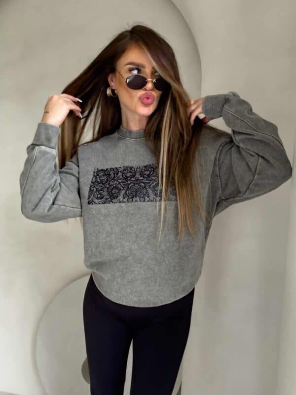 Dekatyzowana bluza KORONKA - khaki