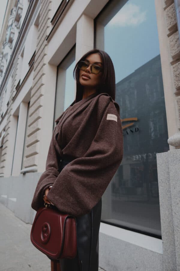 Sweter TELL HER czekolada