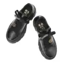 Półbuty Karino czarne 5441/076-P