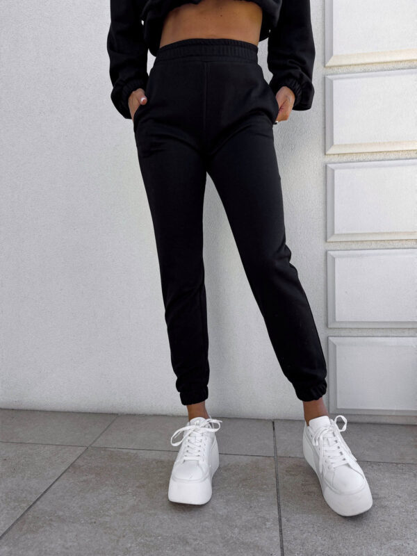 Spodnie dresowe CLASSIC - czarne