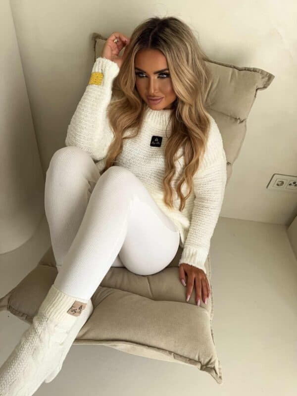 Sweter BUCLA – ecru