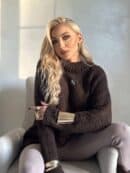 Sweter BUCLA – czekoladowy