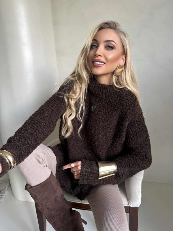 Sweter BUCLA – czekoladowy