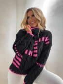 Sweter golf TRAIN – czarno-różowy Sweter golf TRAIN – czarno-różowy