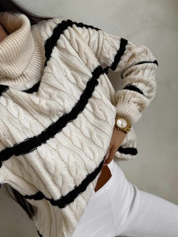 Sweter golf INKO pasy - wanilia-czarne Sweter golf INKO pasy - wanilia-czarne