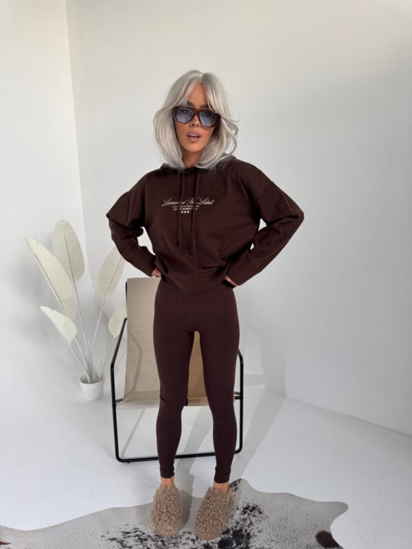 Sweter LOVE czekolada