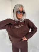 Sweter LOVE czekolada